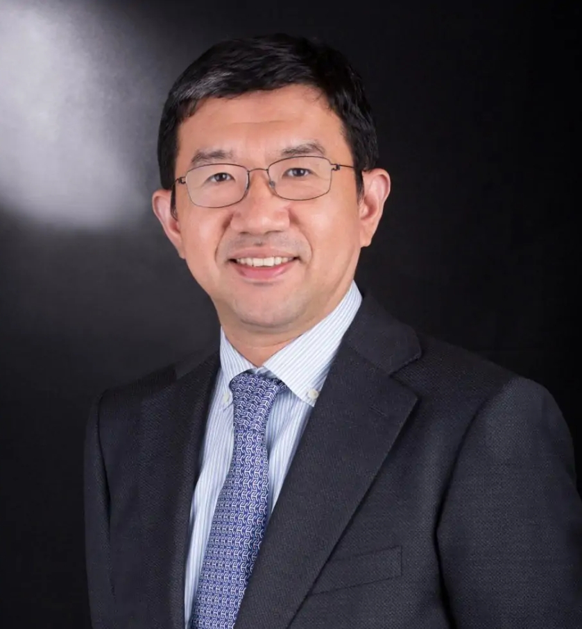 三位作者之一：香港大学李晋教授